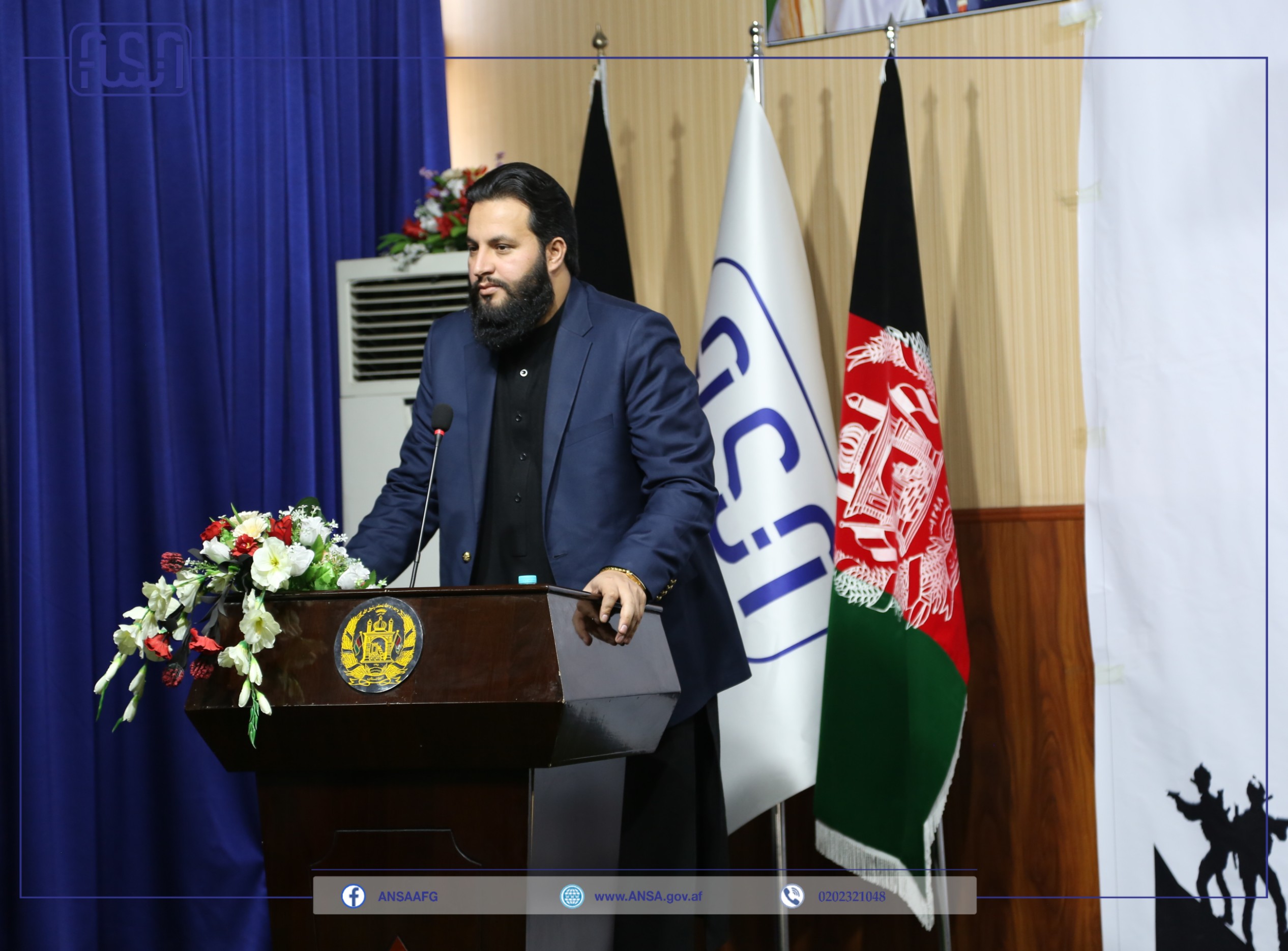 د سټنډرډ ملي ادارې د کب نهمه د هېواد د امنیتي او دفاعي ځواکونو ملي ورځ د دې ادارې د رهبرۍ، کارکوونکو او یو شمېر نظامي ځواکونو په موجودیت د یوې غونډې پر مهال ولمانځله.
