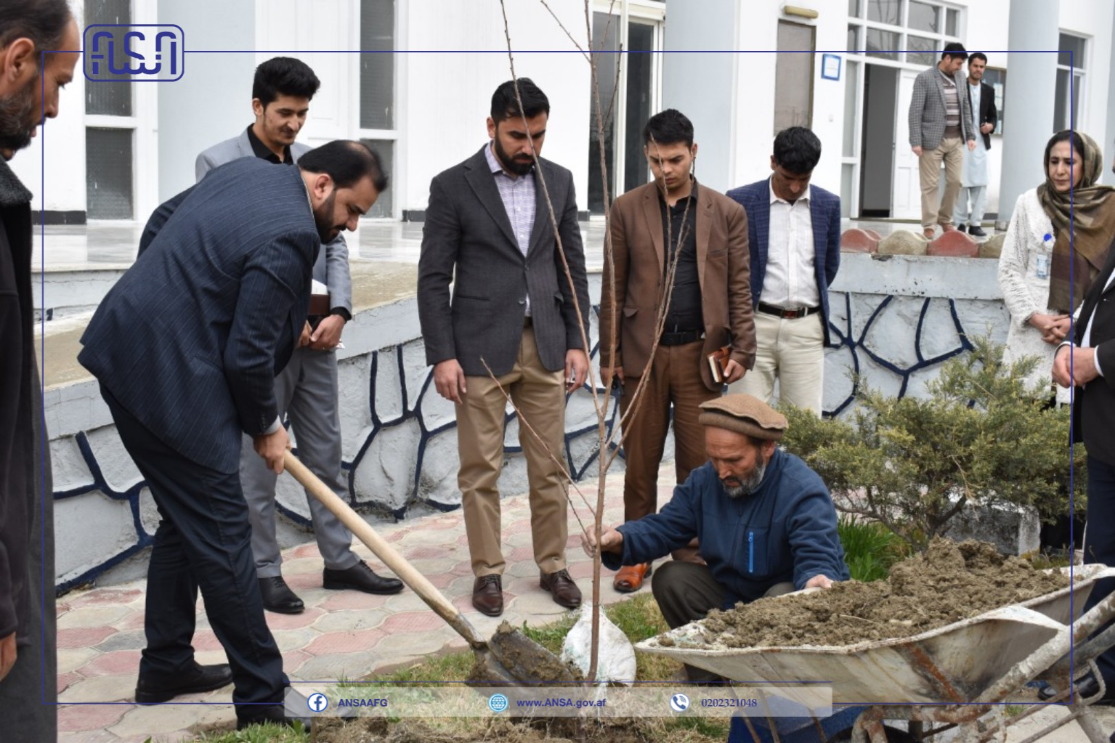 د 1400 پسرلي په کښت کې د رهبری ګډون