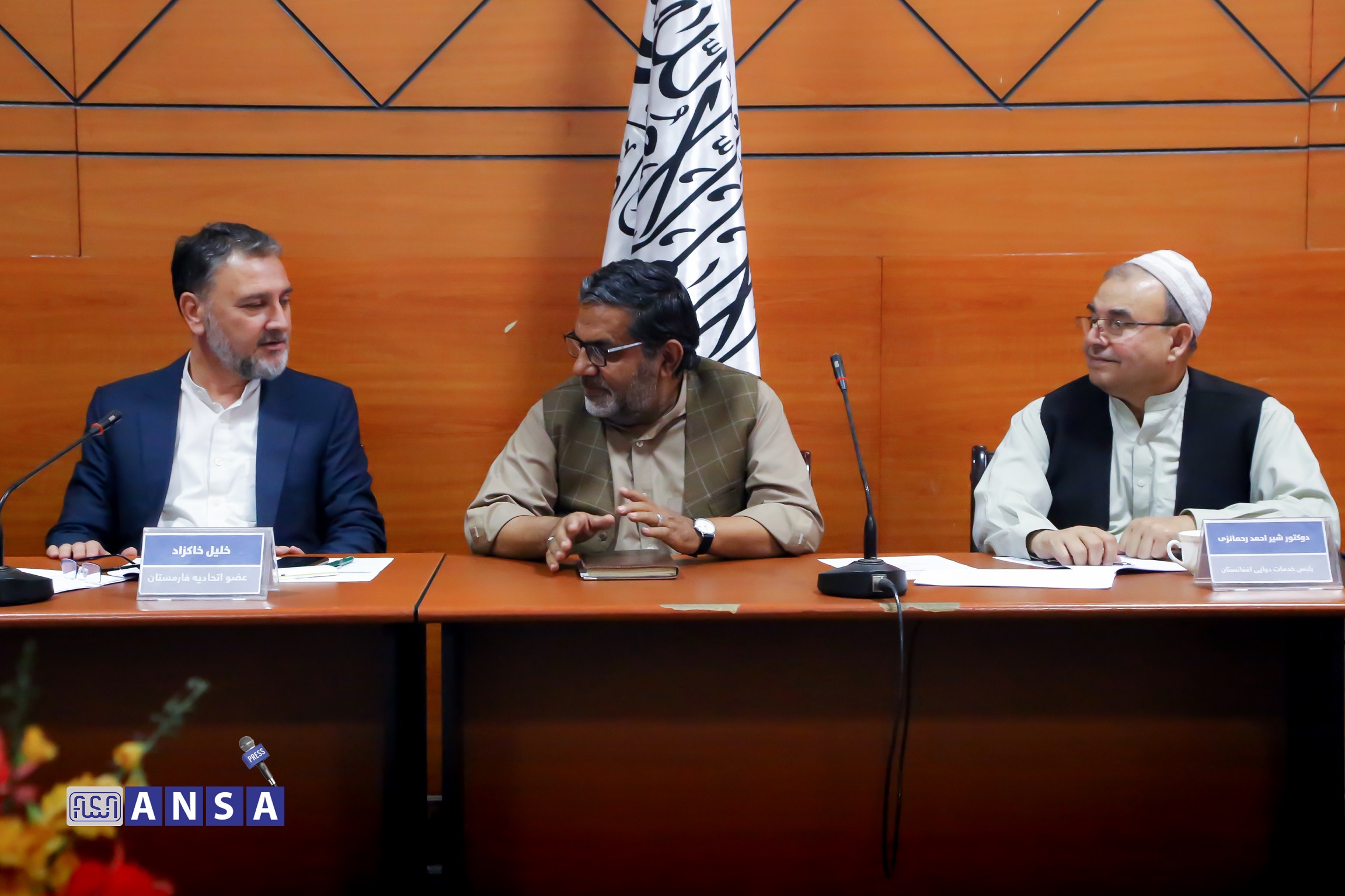 The medical gas and oxygen standard was finalized by the Technical Committee of Medicinal and Cosmetic Materials TC4 of the National Standards Department.