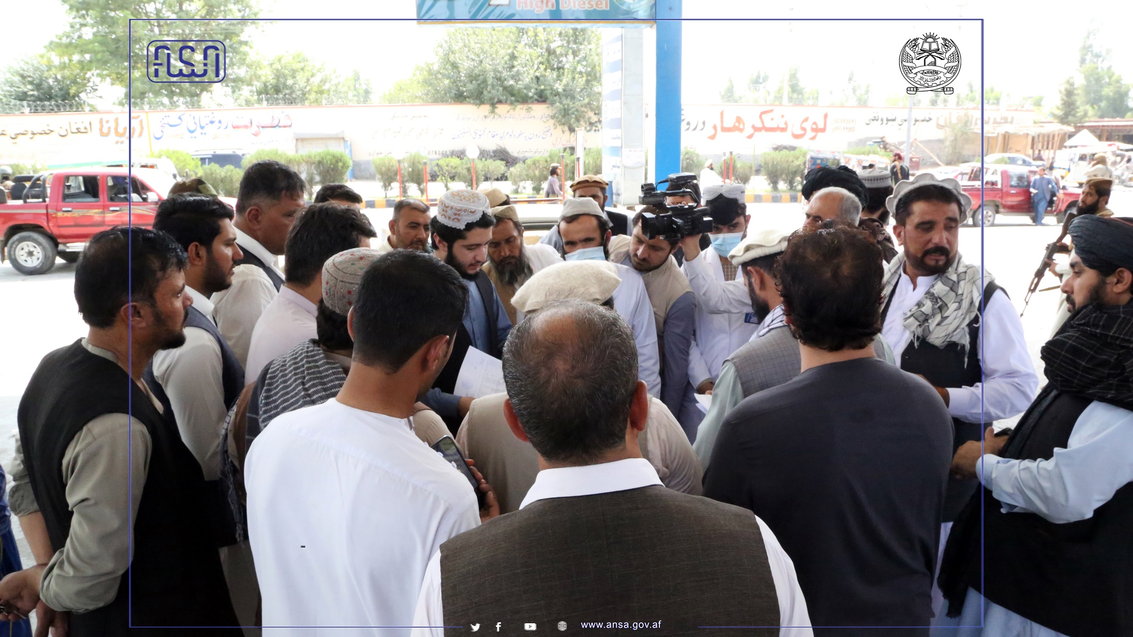 سټنډرډ ملي ادارې لخوا د جلال اباد ښار په پمپ سټیشنونو کې د نفتي توکو د کیفیت د څارنې لړۍ پیل شوه