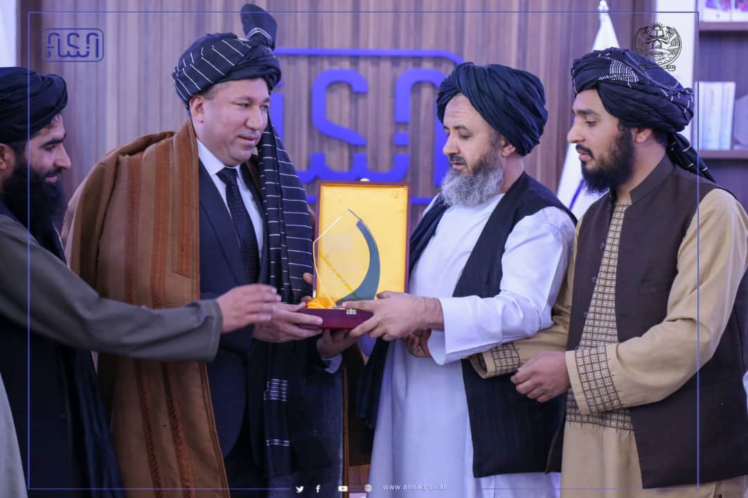 الحاج ملا فیض الله تمیم رئیس عمومی اداره ملی ستندرد با محترم اویزوف سفیر ترکمنستان دیدار کرد