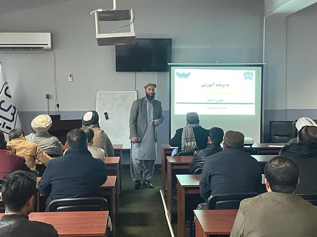 ورکشاپ آموزشی تحت عنوان اساسات اداره و مدیریت در اداره ملی ستندرد آغاز گردید