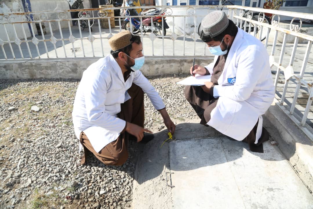 د سټنډرډ ملي ادارې لخوا په هرات ښار کې د بې کیفیته تیلو د پمپ سټېشنونو بهیر په جدي توګه دوام لري