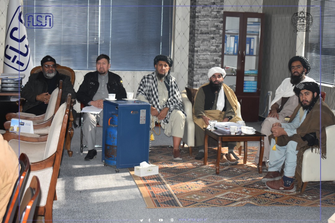 په سټنډرډ ملي ادارې کې د بریښنایي تجهیزاتو لابراتوارونو، ساختماني توکو او تصدیق پاڼو  ډیزاینونو نهایي کولو لپاره غونډه جوړه شوې وه