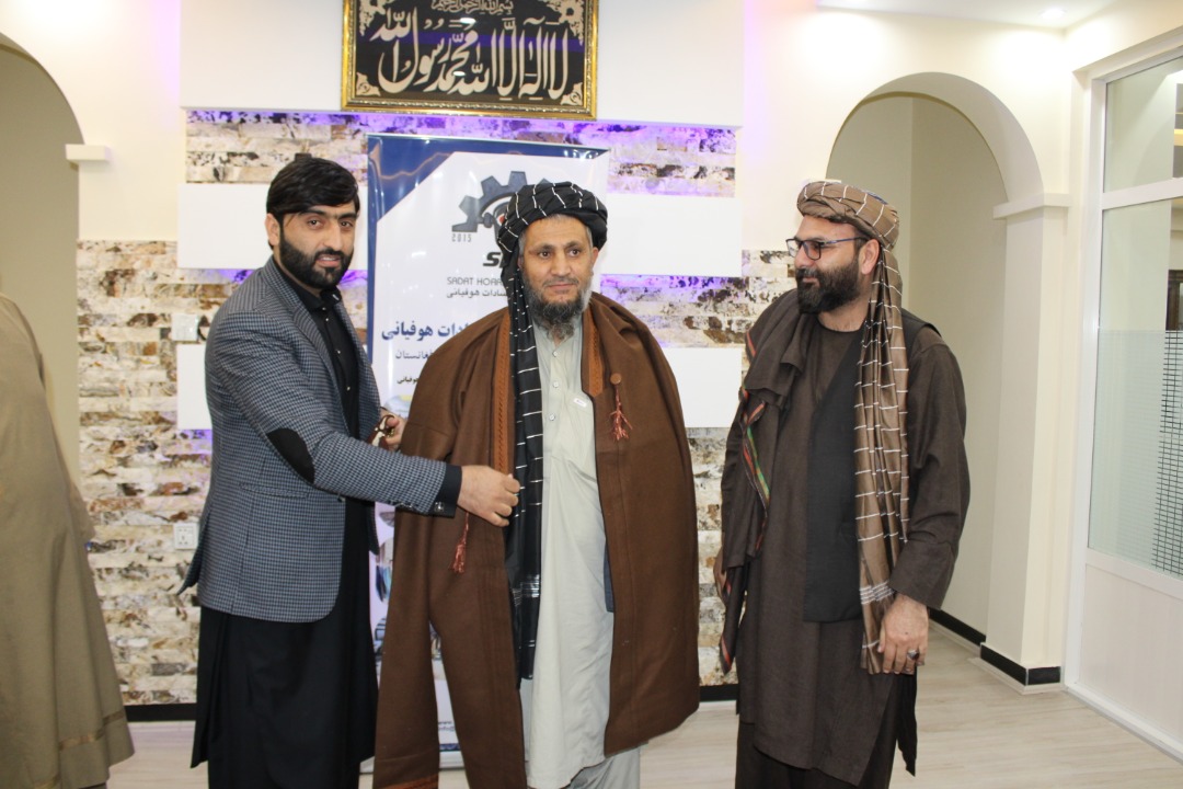 رئیس عمومی اداره ملی ستندرد  و هیئت همراه از فابریکه ذوب آهن فولاد سادات حفیانی بازدید کردند