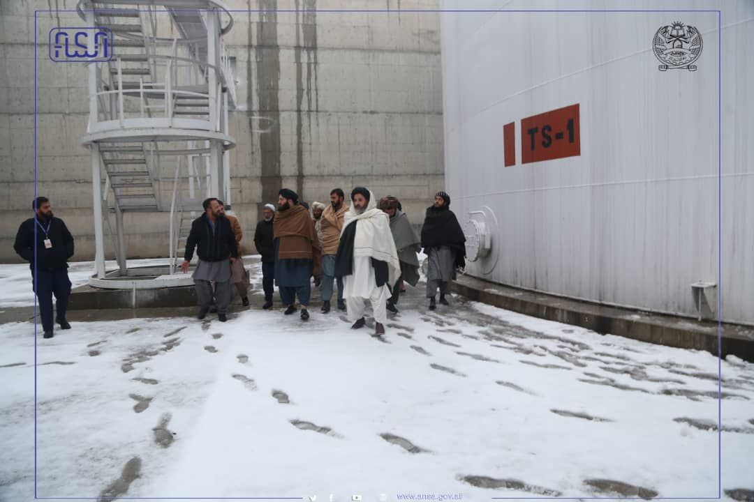 رئیس عمومی اداره ملی ستندرد از ذخایر تیل و لابراتوار های شرکت RO پطرولیم و گلوبل واقع میدان هوائی کابل بازدید به عمل آورد.