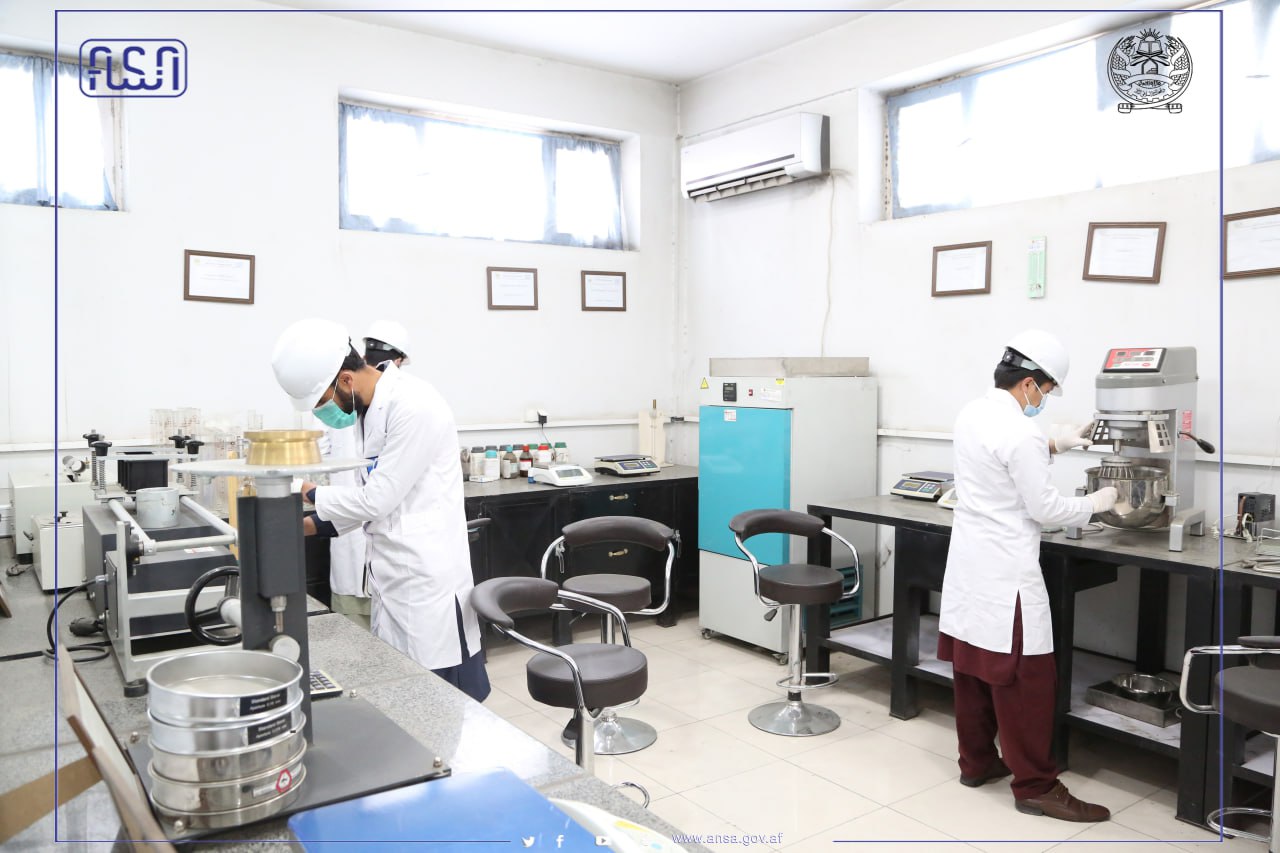 د سټنډرډ ملي ادارې د ساختماني موادو د کیفیت تثبیت لابراتوار په هیواد کې ساختمانونه او زیربناوې پیاوړې کړې دي.