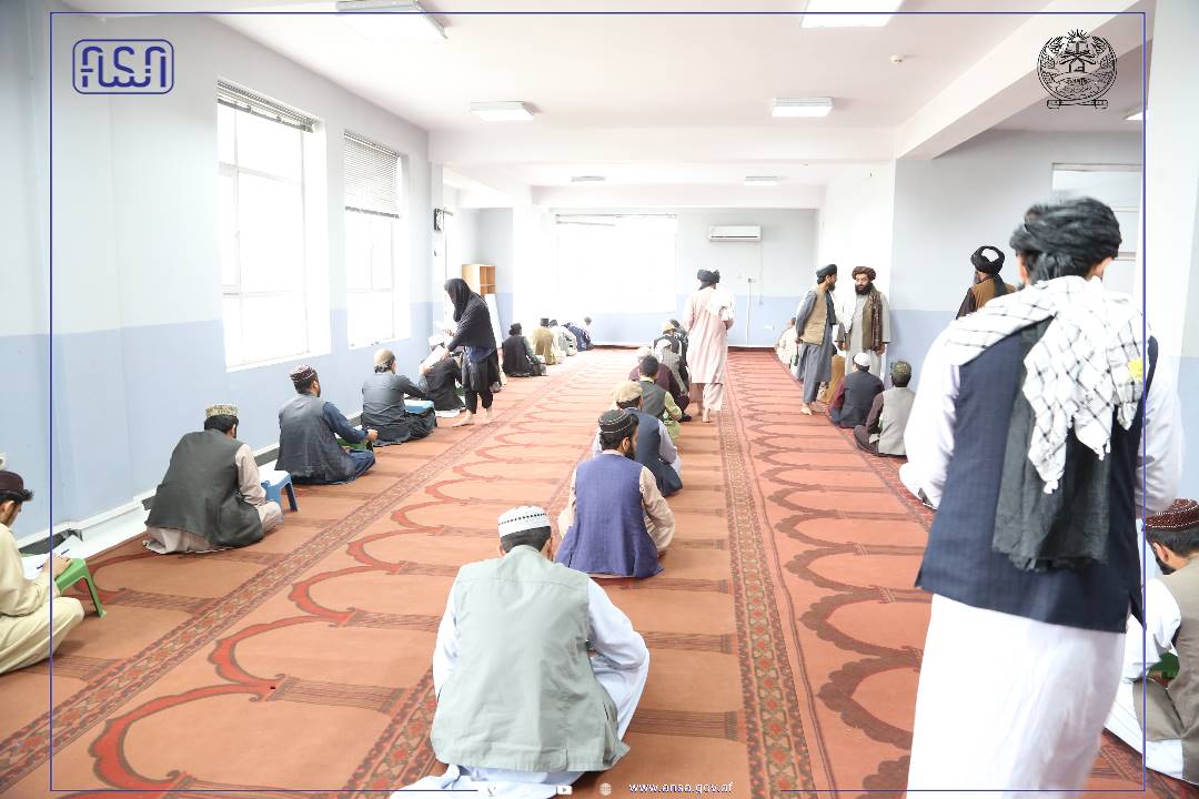 د سټنډرډ ملي ادارې د کارکوونکو لپاره د سیرت النبی صلی الله علیه وسلم  سیالۍ د ادارې رهبري په حضور کې واخیستل شوه